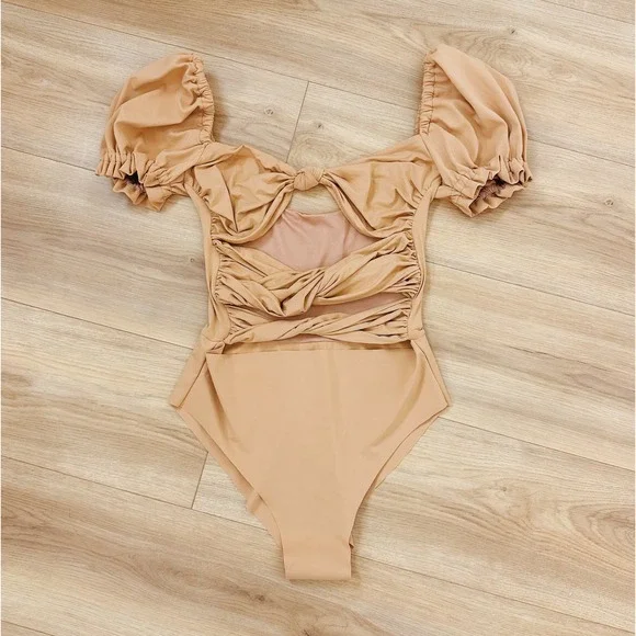 NEW Agua Bendita Oria Dust Halter One Piece Swimsuit in Beige Size Large